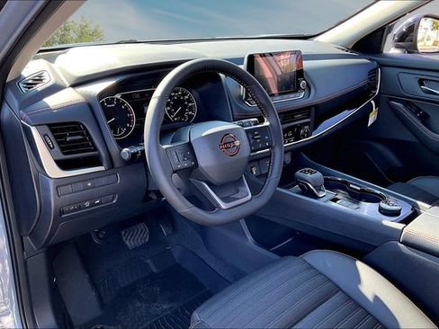 New 2026 Nissan Rogue SV AWD/4WD image 7