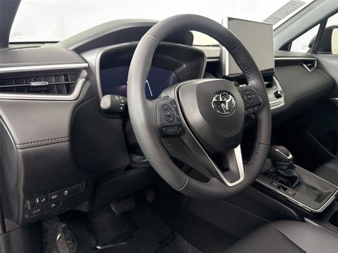 Certified 2026 Toyota Corolla Cross AWD Hybrid w/ Convenience Package image 8