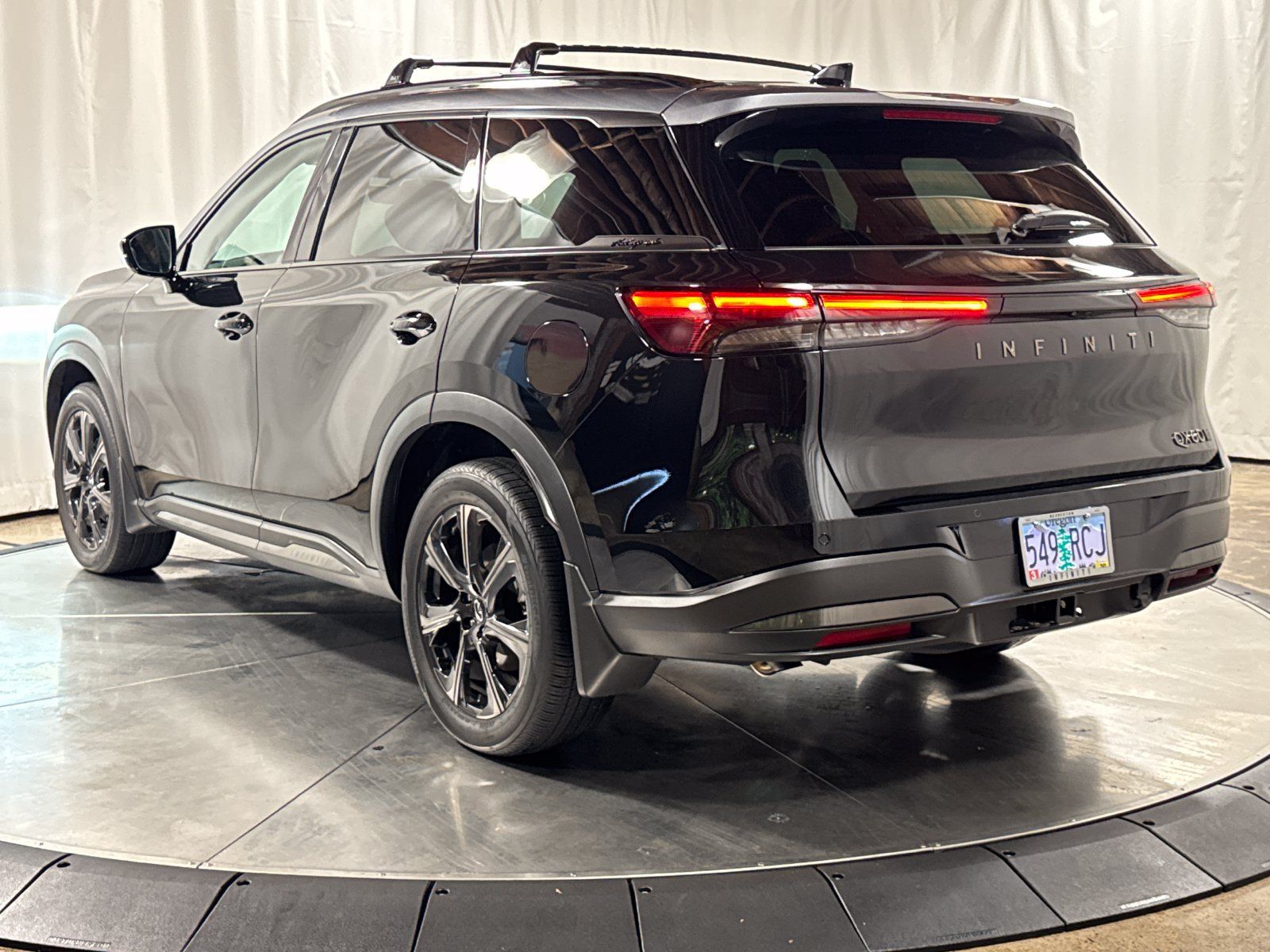 Certified 2026 INFINITI QX60 Autograph w/ Dark Cargo Package AWD/4WD image 9