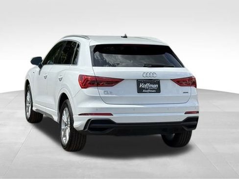 Certified 2025 Audi Q3 2.0T Premium image 5