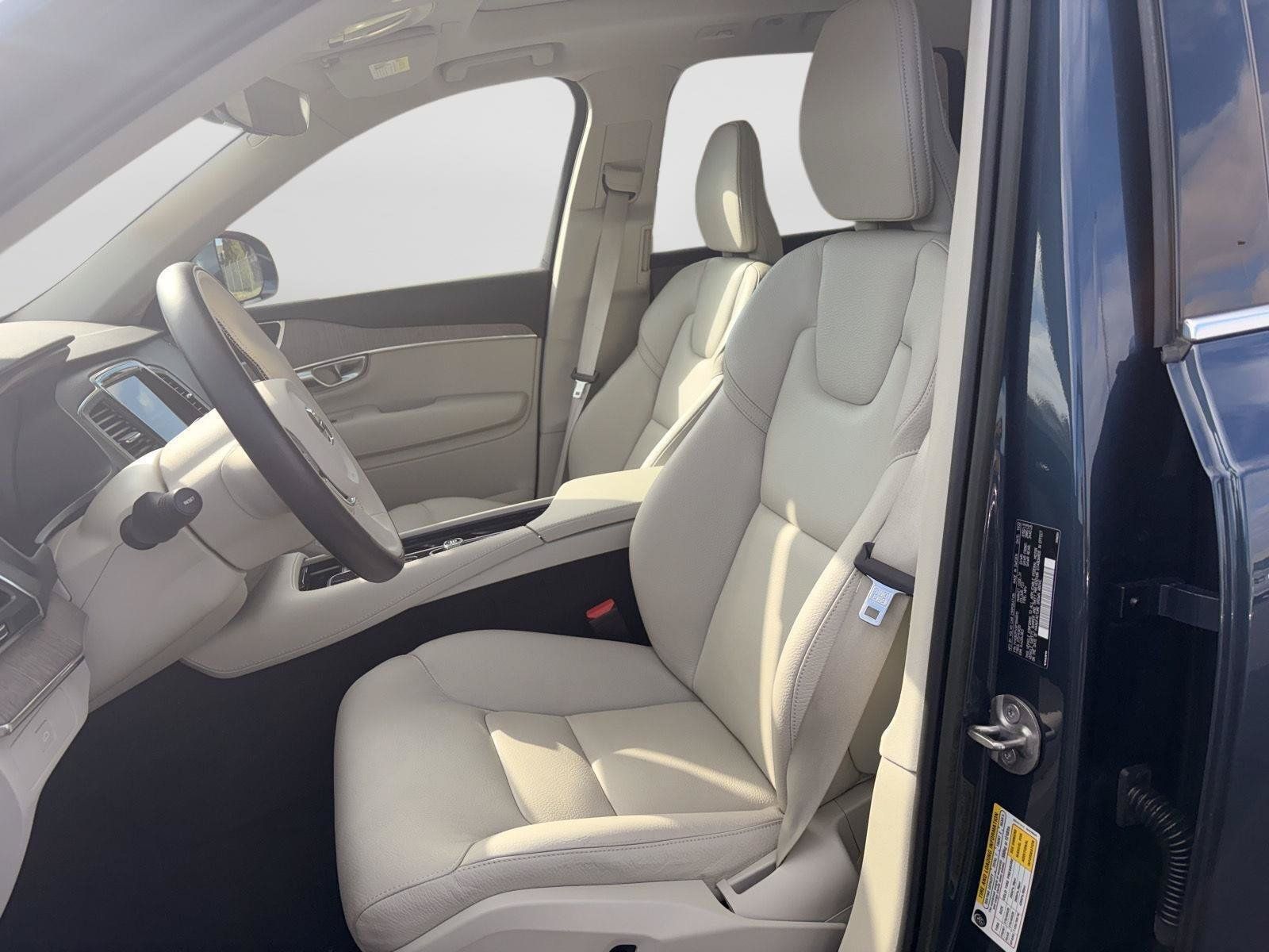 Used 2023 Volvo XC90 B6 Core w/ Climate Package AWD/4WD image 10