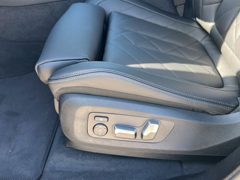 New 2026 BMW X5 xDrive40i w/ M Sport Package image 12