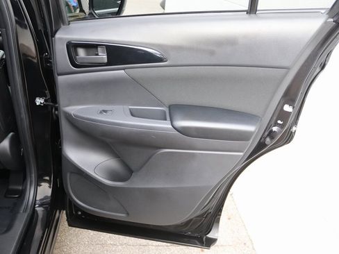 Used 2024 Mitsubishi Eclipse Cross ES image 11