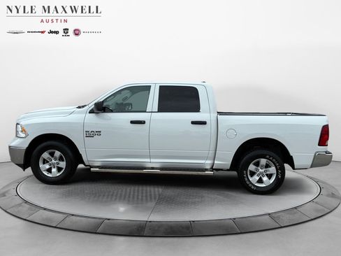 Used 2022 RAM 1500 Classic SLT image 13