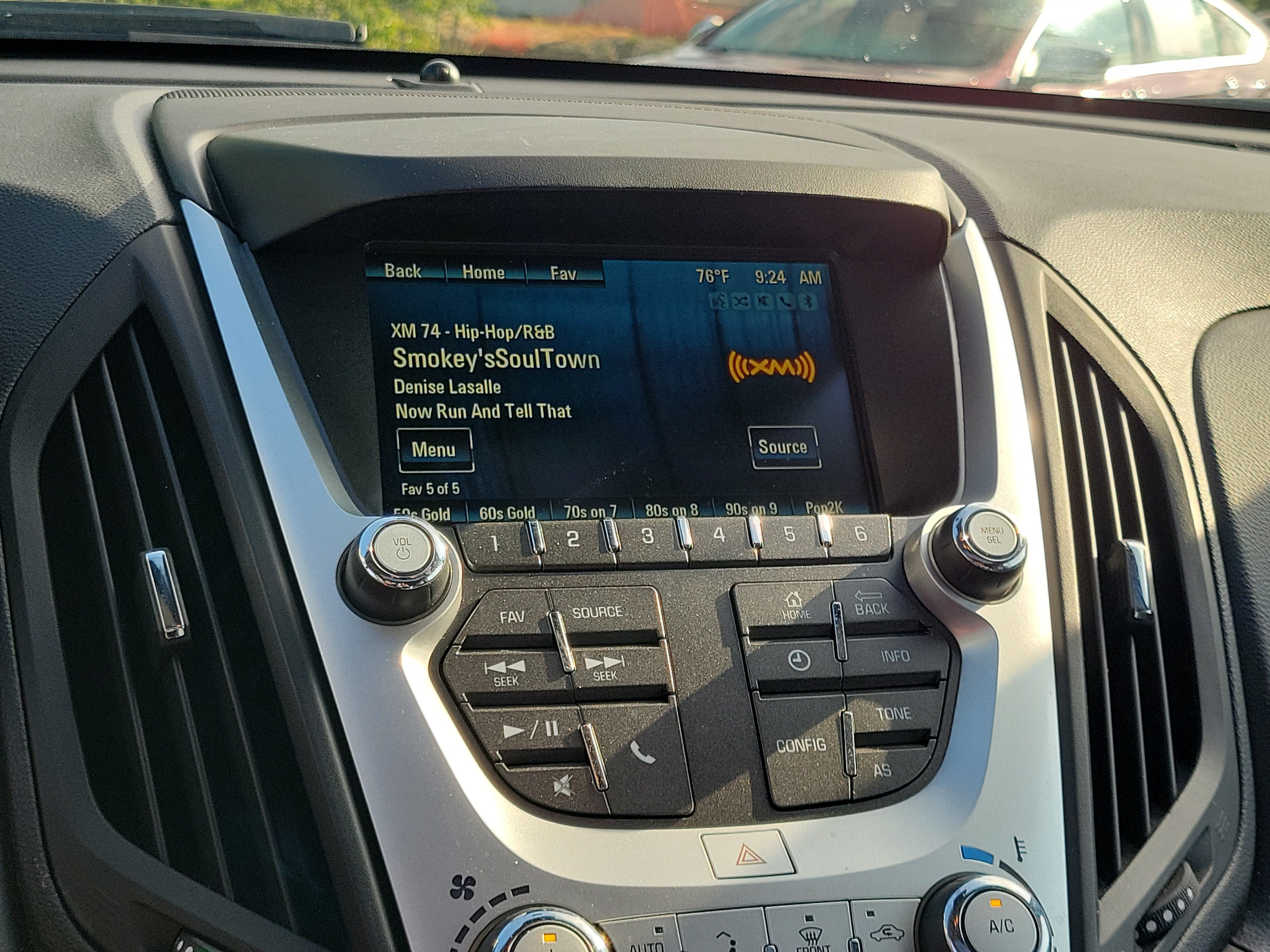 Used 2017 Chevrolet Equinox LT w/ Convenience Package FWD image 26
