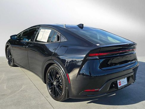 Certified 2025 Toyota Prius AWD image 5