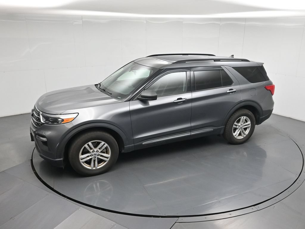 Certified 2021 Ford Explorer XLT w/ Equipment Group 202A AWD/4WD image 22