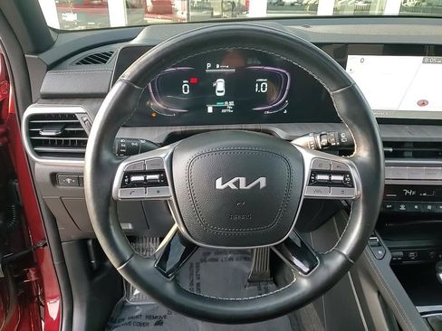 Used 2023 Kia Telluride EX image 15