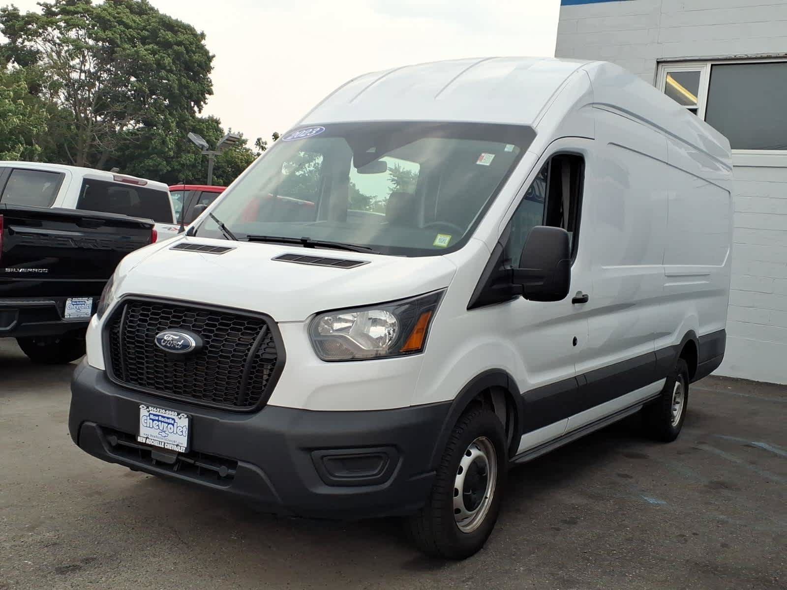Used 2023 Ford Transit 250 148 High Roof Extended w/ Load Area Protection Package RWD image 3