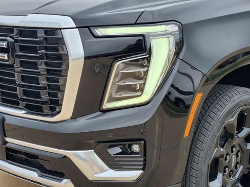 New 2026 GMC Yukon XL Denali w/ Denali Reserve Package AWD/4WD image 8