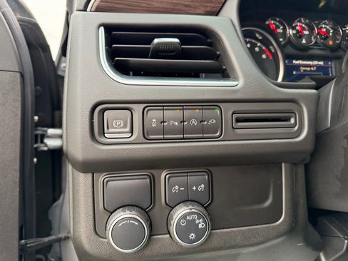 Used 2021 Chevrolet Tahoe LT image 12