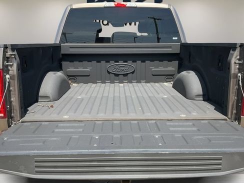Used 2018 Ford F150 XLT RWD image 10
