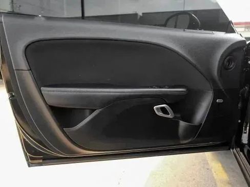 Used 2023 Dodge Challenger SXT w/ Blacktop Package image 40