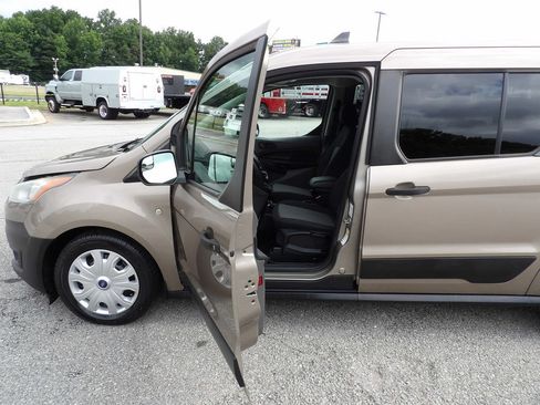Used 2020 Ford Transit Connect XL FWD image 13