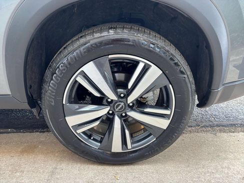 Used 2026 Nissan Rogue SL AWD/4WD image 32