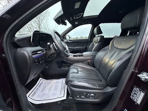 Used 2023 Hyundai Palisade Calligraphy image 25