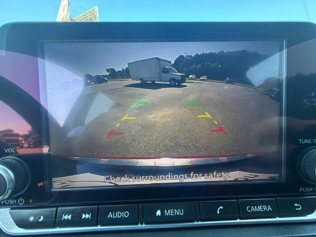 Used 2022 Nissan Rogue SV FWD image 29