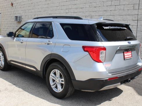 Used 2020 Ford Explorer XLT w/ Equipment Group 202A image 3