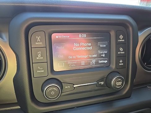 Used 2021 Jeep Wrangler Unlimited Sport AWD/4WD image 49