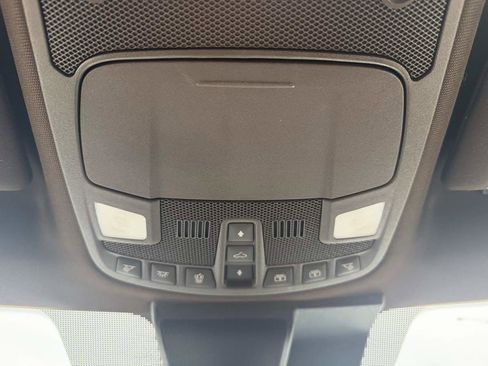Used 2019 Ford F150 King Ranch w/ Equipment Group 601A Luxury AWD/4WD image 38