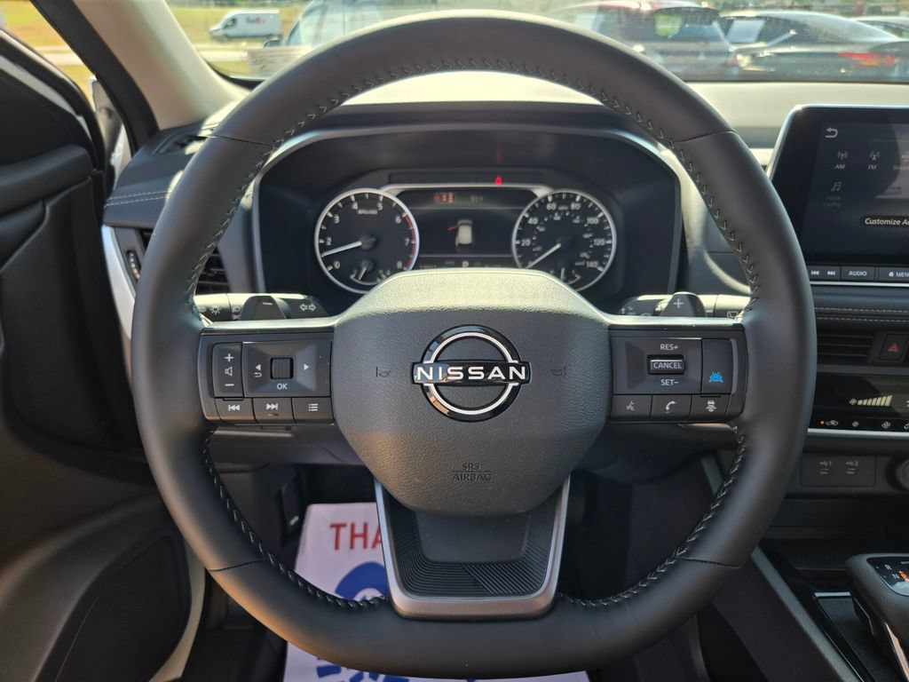 Certified 2026 Nissan Rogue Dark Armor AWD/4WD image 31