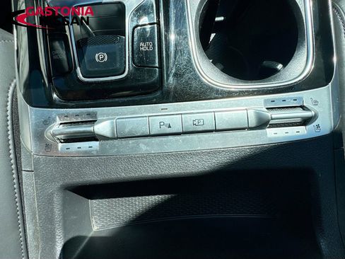 Used 2022 Kia Carnival SX FWD image 30