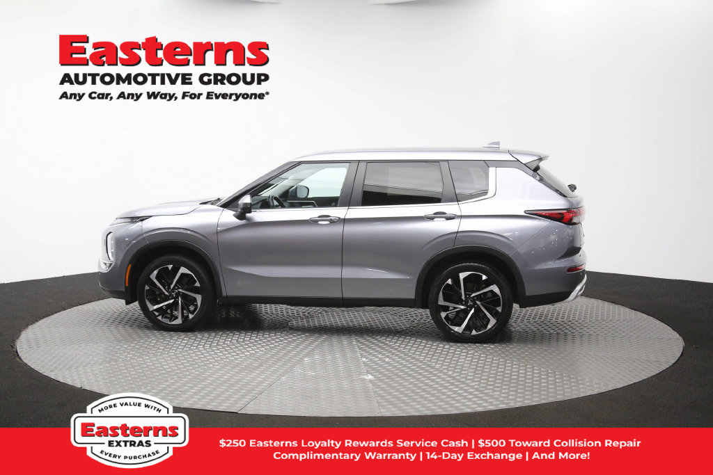 Used 2024 Mitsubishi Outlander SE AWD/4WD image 62