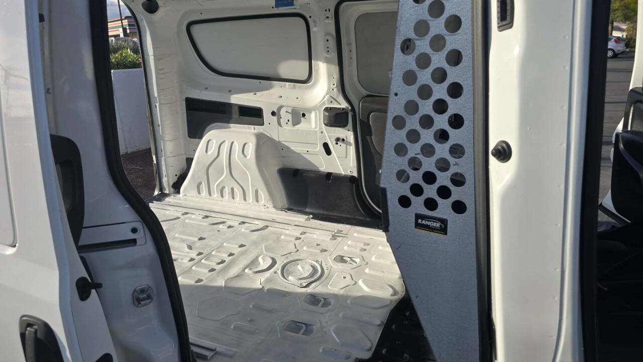 Used 2018 RAM ProMaster City Tradesman FWD image 11