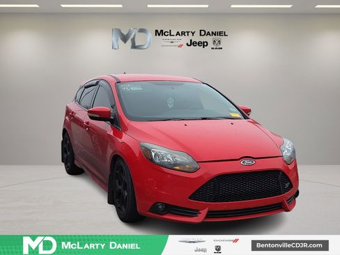 Used 2014 Ford Focus ST image 1