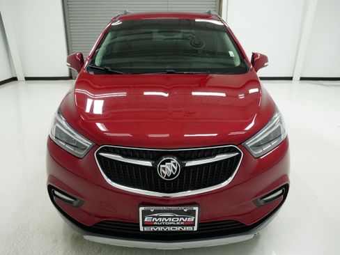 Used 2019 Buick Encore Essence image 2