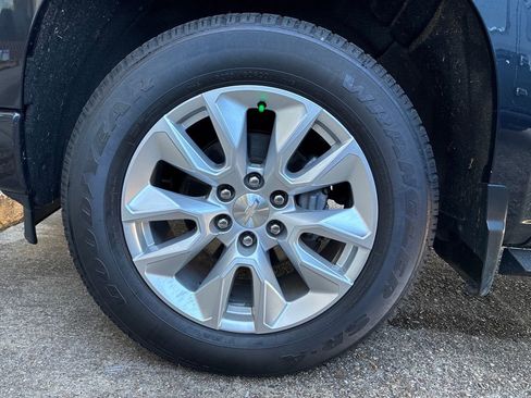 Used 2022 Chevrolet Silverado 1500 Custom image 27