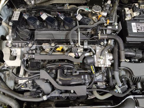 Used 2024 Toyota Corolla LE FWD image 30