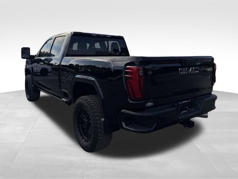 Used 2024 GMC Sierra 3500 Denali Ultimate AWD/4WD image 16