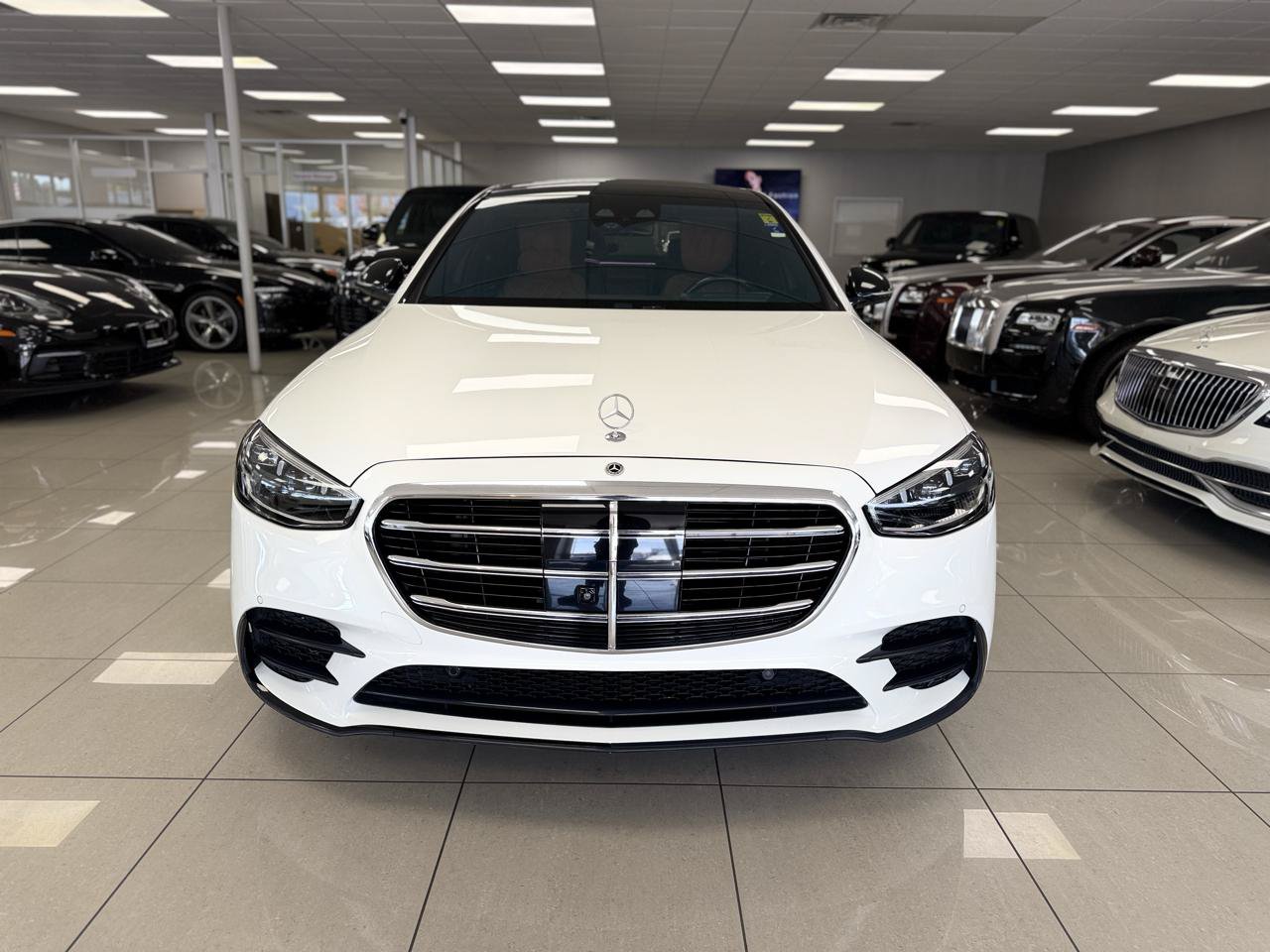 Used 2022 Mercedes-Benz S 580 4MATIC Sedan image 5