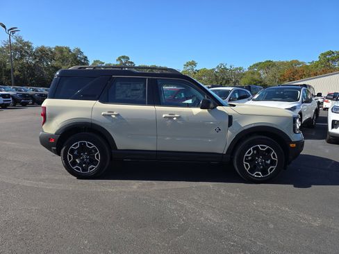 New 2025 Ford Bronco Sport Outer Banks AWD/4WD image 3