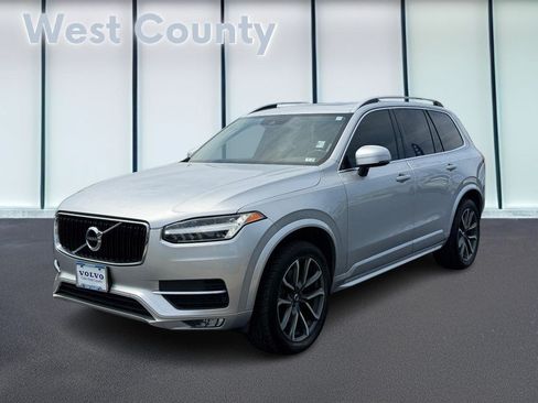 Used 2019 Volvo XC90 T6 Momentum AWD/4WD image 9