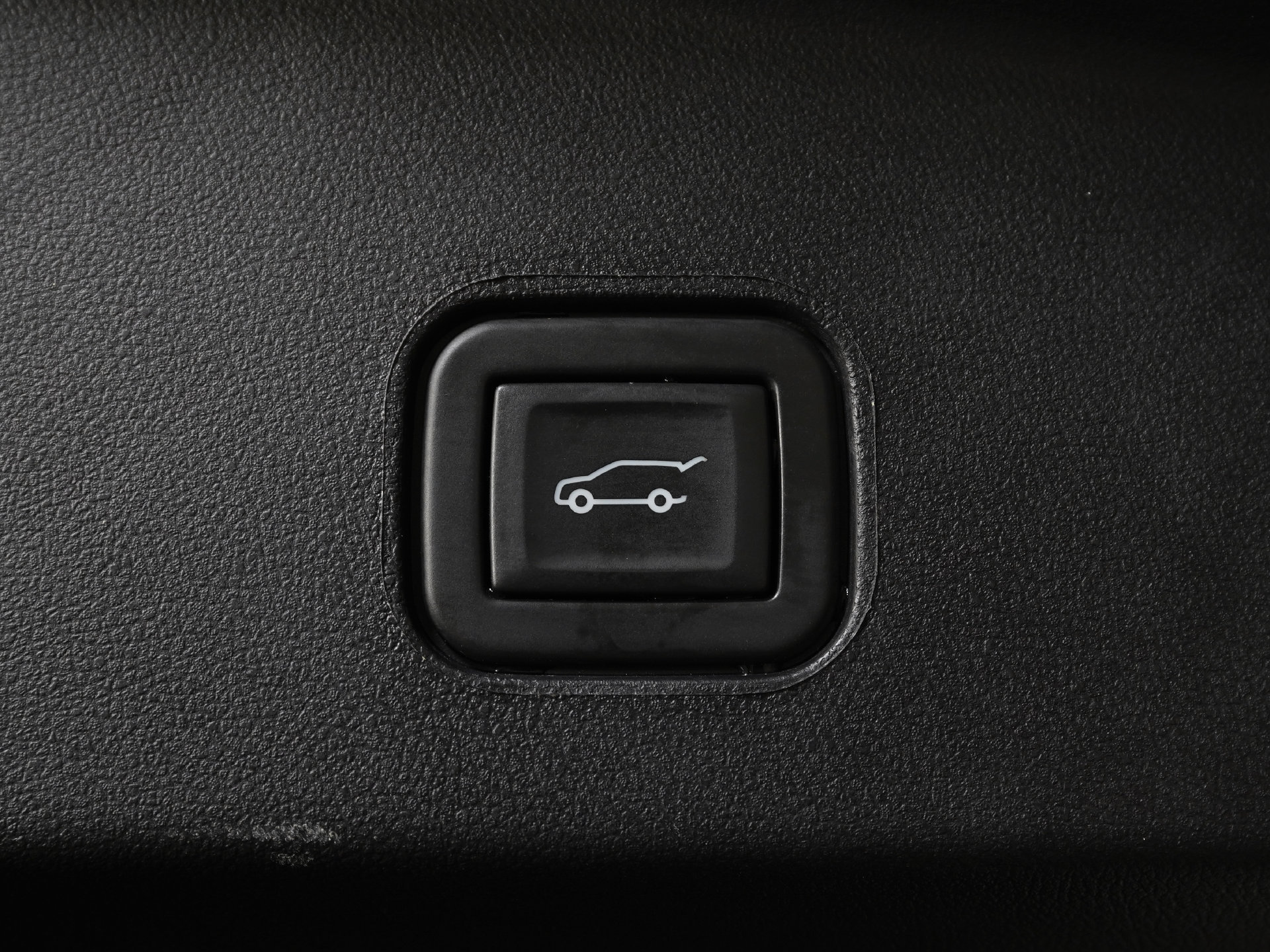 Used 2023 Cadillac Lyriq 2WD image 11