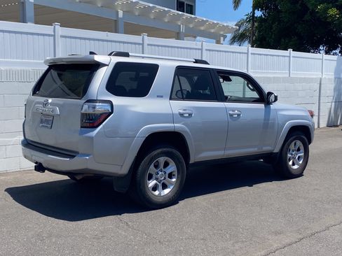 Used 2024 Toyota 4Runner SR5 RWD image 3