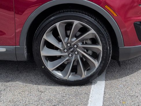 Used 2019 Lincoln Nautilus Reserve w/ Ultimate Package FWD image 11
