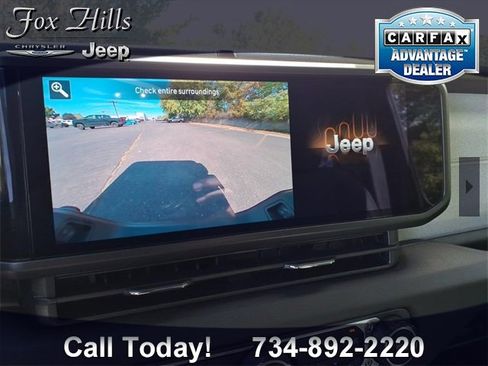 New 2025 Jeep Gladiator Willys image 20