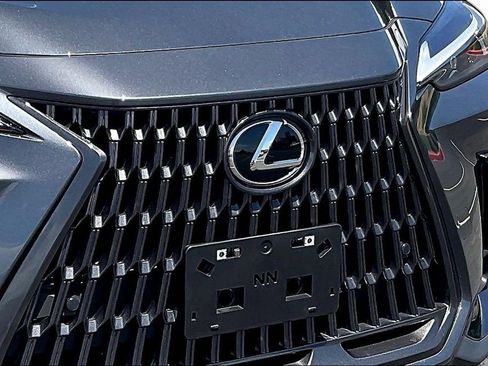 Used 2024 Lexus NX 350h AWD image 32