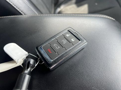 Used 2024 Jeep Grand Cherokee Altitude AWD/4WD image 41