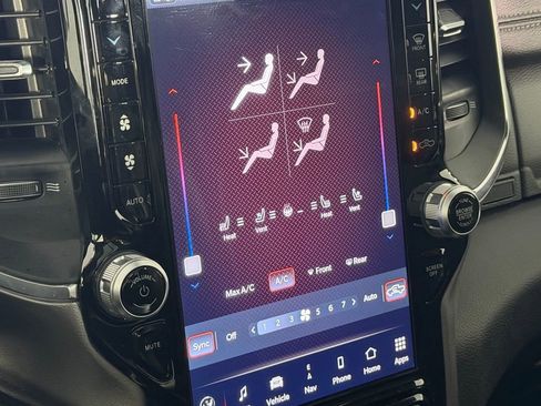 Used 2024 RAM 1500 Laramie image 20