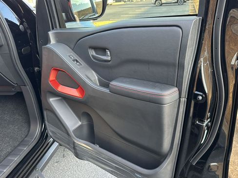 New 2026 Nissan Frontier PRO-4X w/ Pro-4x Convenience Package image 12