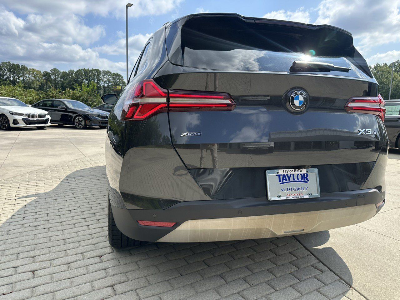 Used 2025 BMW X3 xDrive30i w/ Convenience Package AWD/4WD image 16