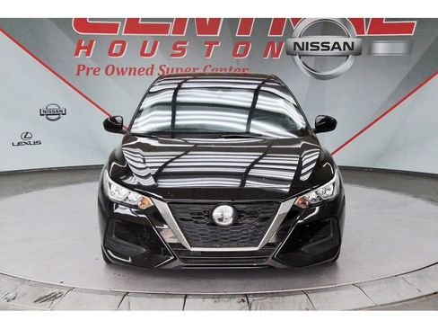 Used 2022 Nissan Sentra SV w/ Trunk Package image 8