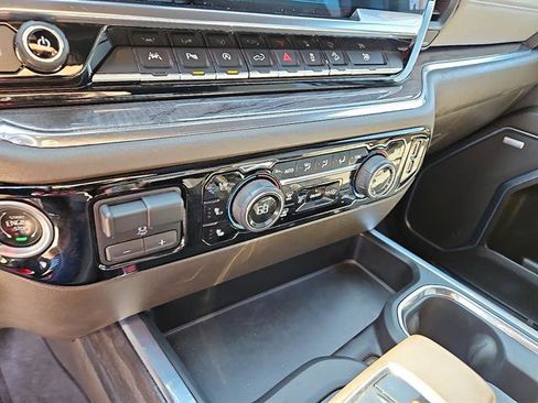 Used 2024 Chevrolet Silverado 1500 LTZ image 16