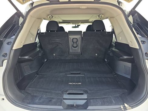 Used 2019 Nissan Rogue SV w/ Sun & Sound Touring Package FWD image 30