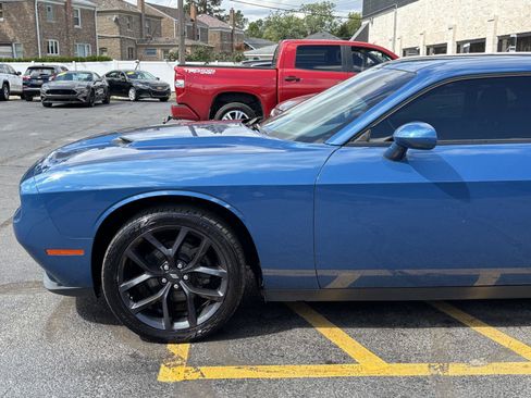 Used 2021 Dodge Challenger SXT w/ Blacktop Package image 15