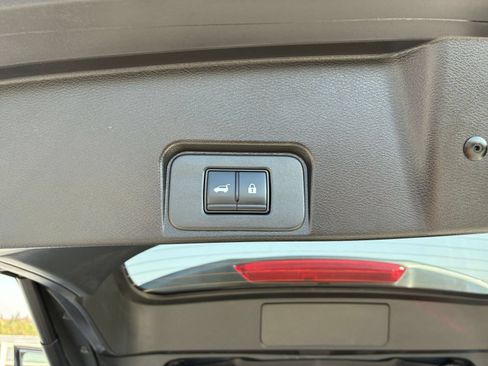 Used 2026 Nissan Rogue SV AWD/4WD image 23